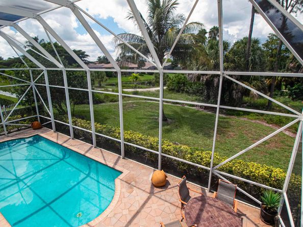 1748 Annandale Circle, Royal Palm Beach FL 33411