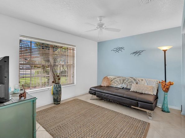 6004 Golf Villas Drive, Boynton Beach FL 33437