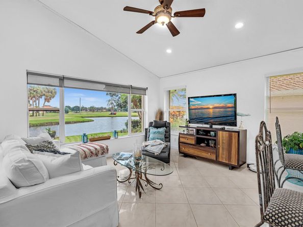 6004 Golf Villas Drive, Boynton Beach FL 33437