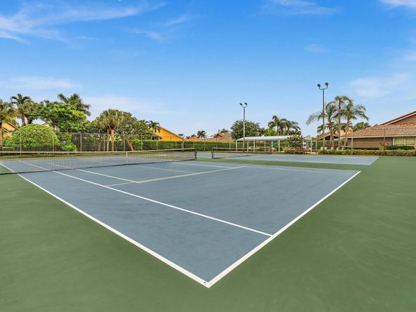 6004 Golf Villas Drive, Boynton Beach FL 33437