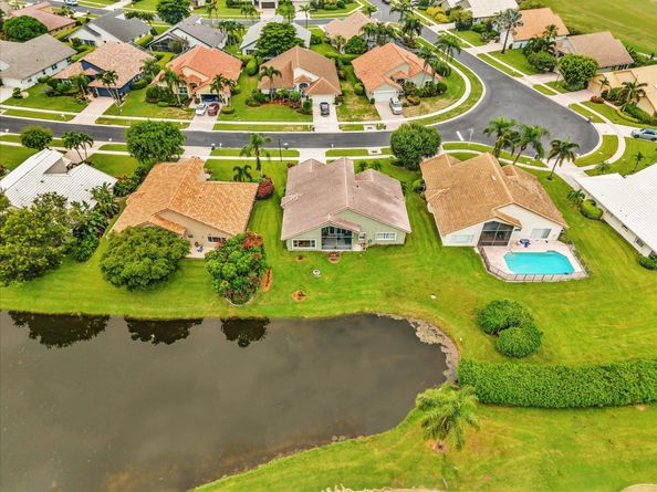 6004 Golf Villas Drive, Boynton Beach FL 33437