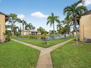 340 Pine Ridge Circle B2, Greenacres FL 33463
