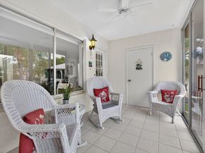 340 Pine Ridge Circle B2, Greenacres FL 33463