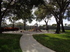 505 5th Way, West Palm Beach FL 33407