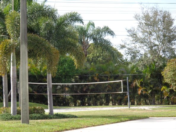 505 5th Way, West Palm Beach FL 33407
