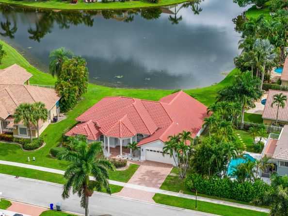19162 Cloister Lake Lane, Boca Raton FL 33498