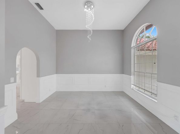 19162 Cloister Lake Lane, Boca Raton FL 33498