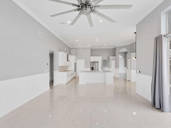 19162 Cloister Lake Lane, Boca Raton FL 33498