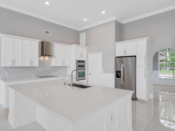 19162 Cloister Lake Lane, Boca Raton FL 33498