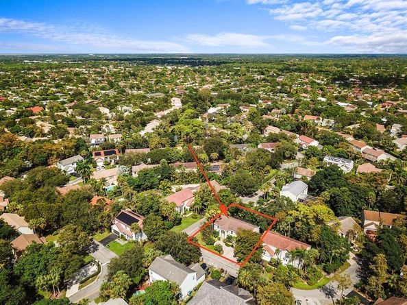 7501 Red Bay Place, Coral Springs FL 33065
