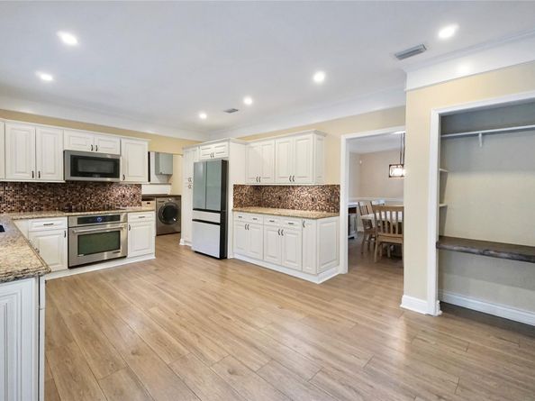 7501 Red Bay Place, Coral Springs FL 33065