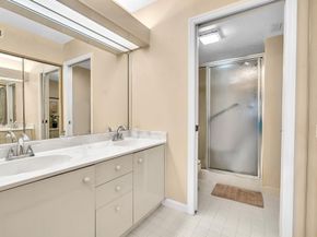 7449 Fairfax Dr 211, Fort Lauderdale FL 33321