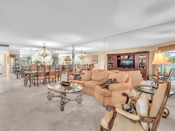 7449 Fairfax Dr 211, Fort Lauderdale FL 33321