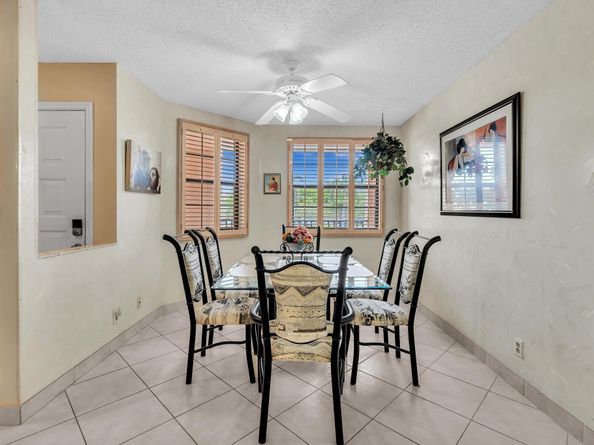 7449 Fairfax Dr 211, Fort Lauderdale FL 33321