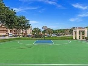 7449 Fairfax Dr 211, Fort Lauderdale FL 33321