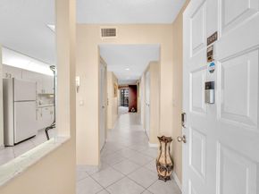 7449 Fairfax Dr 211, Fort Lauderdale FL 33321