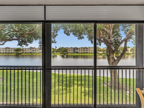 7449 Fairfax Dr 211, Fort Lauderdale FL 33321