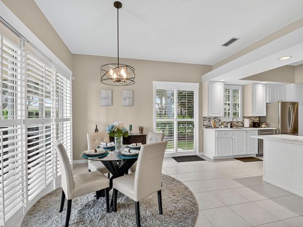 8015 Laborie Lane, Wellington FL 33414
