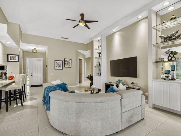 8015 Laborie Lane, Wellington FL 33414