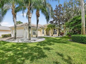 8015 Laborie Lane, Wellington FL 33414