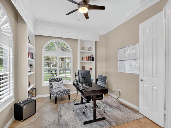 8015 Laborie Lane, Wellington FL 33414