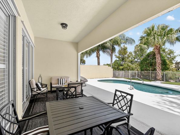 8015 Laborie Lane, Wellington FL 33414