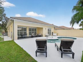8015 Laborie Lane, Wellington FL 33414