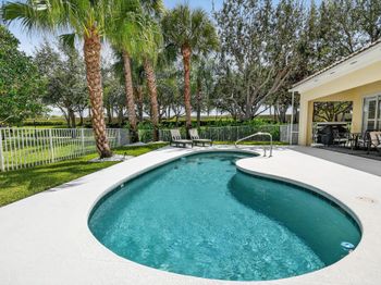8015 Laborie Lane