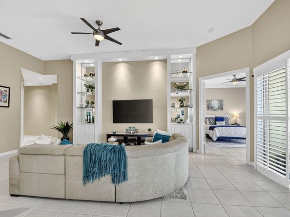 8015 Laborie Lane, Wellington FL 33414
