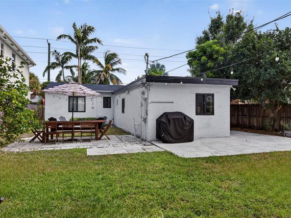 519 SW 9th St, Fort Lauderdale FL 33315