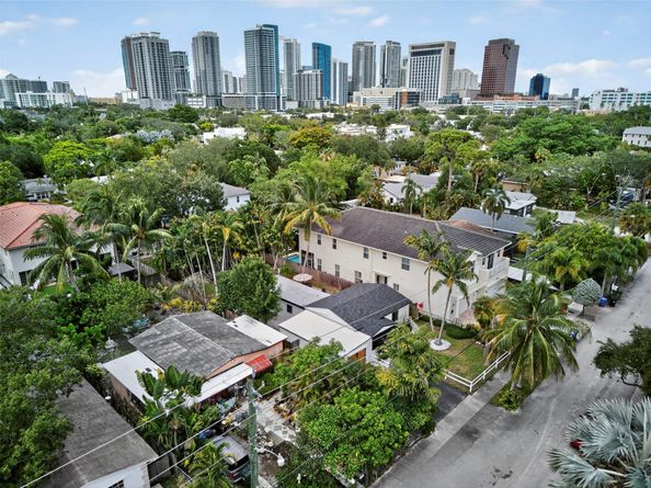 519 SW 9th St, Fort Lauderdale FL 33315