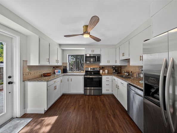 519 SW 9th St, Fort Lauderdale FL 33315
