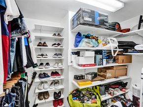 9235 Lagoon Pl 207, Davie FL 33324