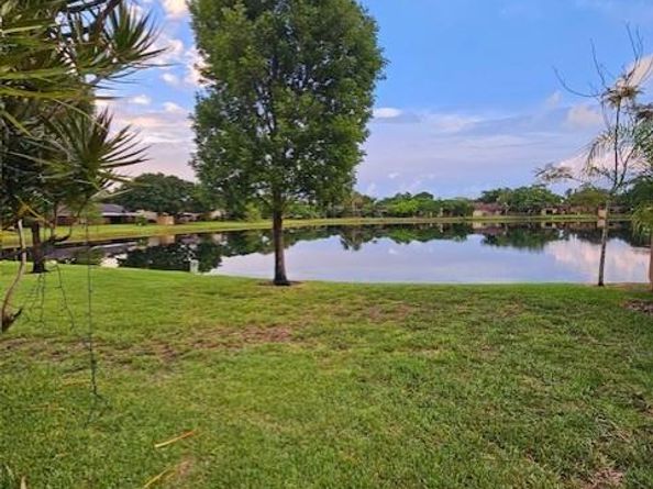 818 NW 79th Ter 0, Plantation FL 33324