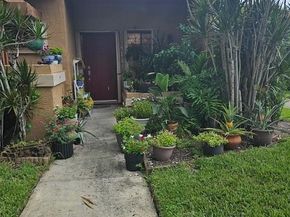 818 NW 79th Ter 0, Plantation FL 33324