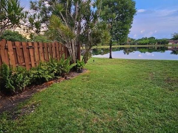 818 NW 79th Ter 0, Plantation FL 33324