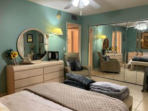130 Southampton B, West Palm Beach FL 33417