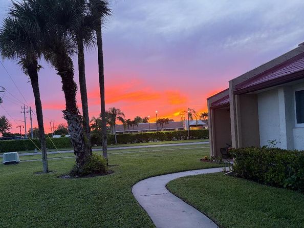 101 Golden River Drive, Royal Palm Beach FL 33411
