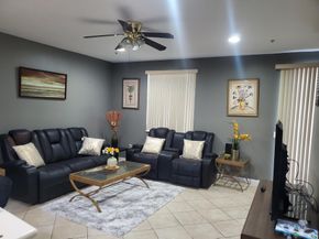 1317 Piazza Pitti, Boynton Beach FL 33426