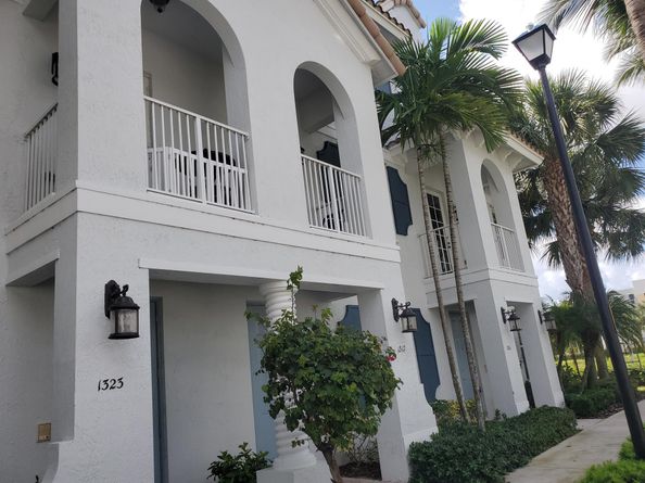 1317 Piazza Pitti, Boynton Beach FL 33426