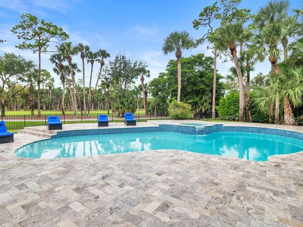 1543 Breakers West Boulevard, West Palm Beach FL 33411