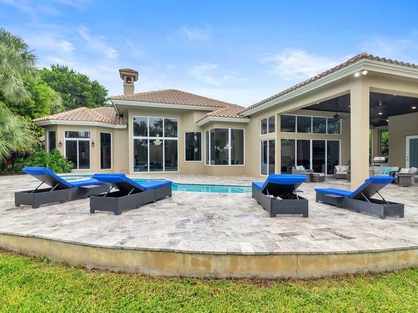 1543 Breakers West Boulevard, West Palm Beach FL 33411