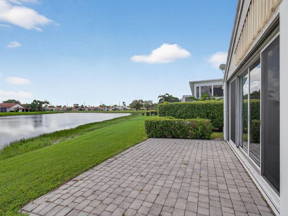 6226 Water Lilly Lane, Boynton Beach FL 33437