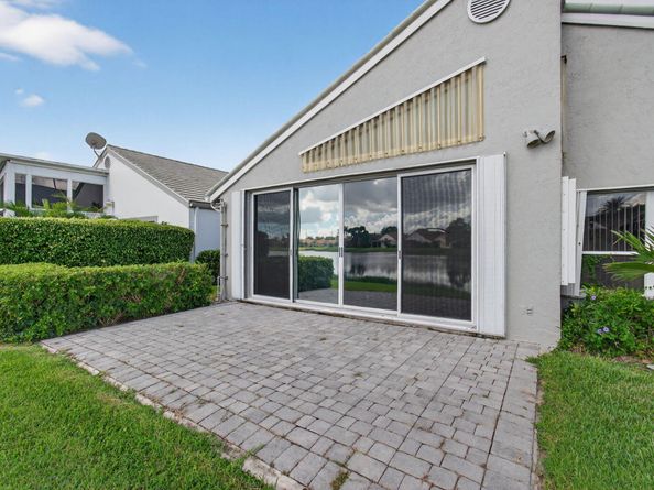 6226 Water Lilly Lane, Boynton Beach FL 33437