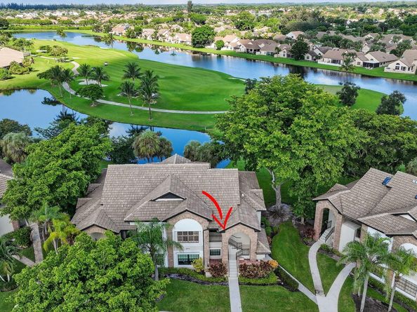 8041 Aberdeen Drive 202, Boynton Beach FL 33472