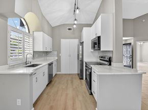 8041 Aberdeen Drive 202, Boynton Beach FL 33472
