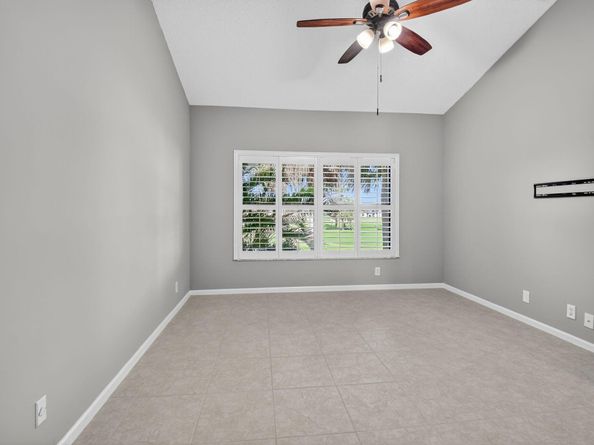 8041 Aberdeen Drive 202, Boynton Beach FL 33472