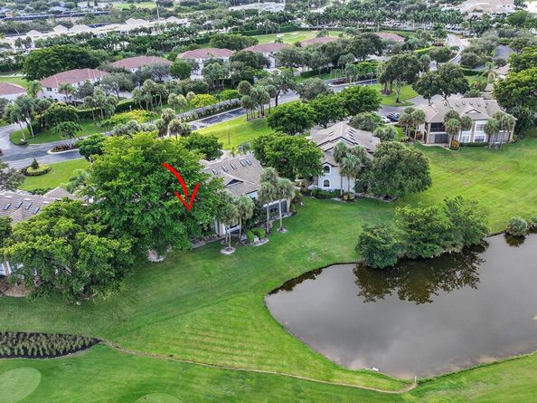 8041 Aberdeen Drive 202, Boynton Beach FL 33472