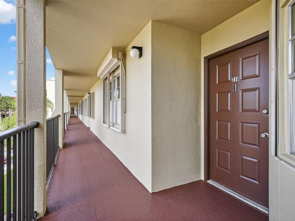 13055 SW 15th Ct 310S, Pembroke Pines FL 33027