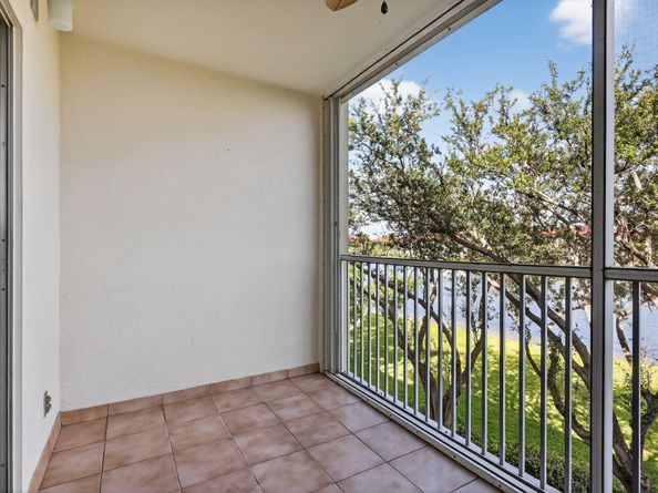 13055 SW 15th Ct 310S, Pembroke Pines FL 33027